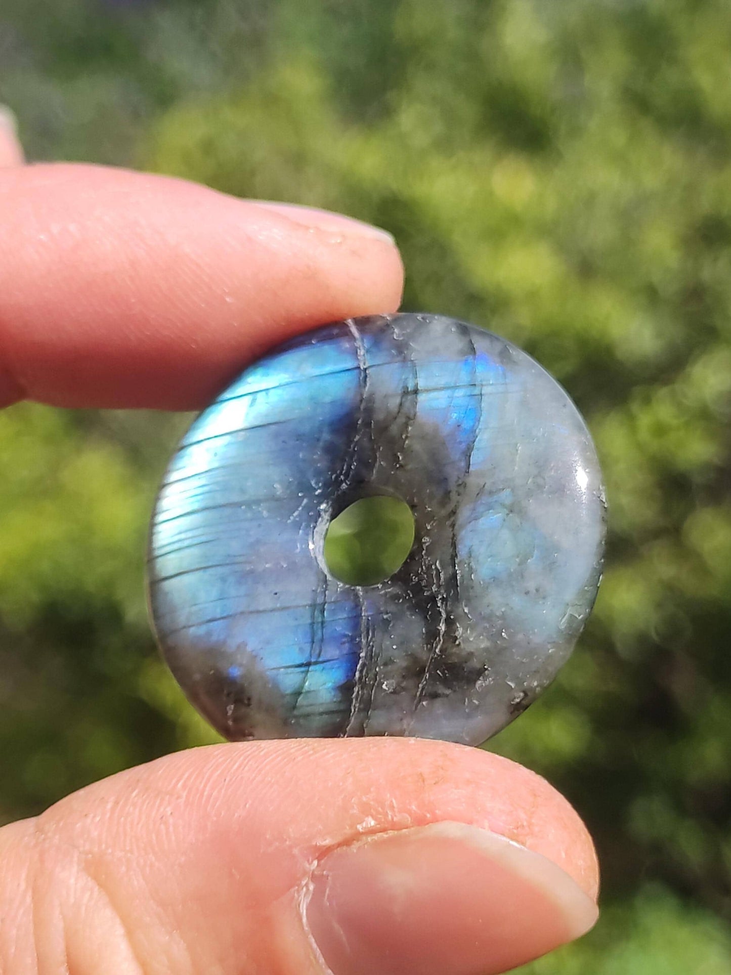 Labradorite ~ Donut 30mm ~ Collier de pierres précieuses Bleu Chatoyant Rareté Naturelle Protection Symbole Pierre de Guérison Cristal HIPPIE GOA Boho Tibet Ethno
