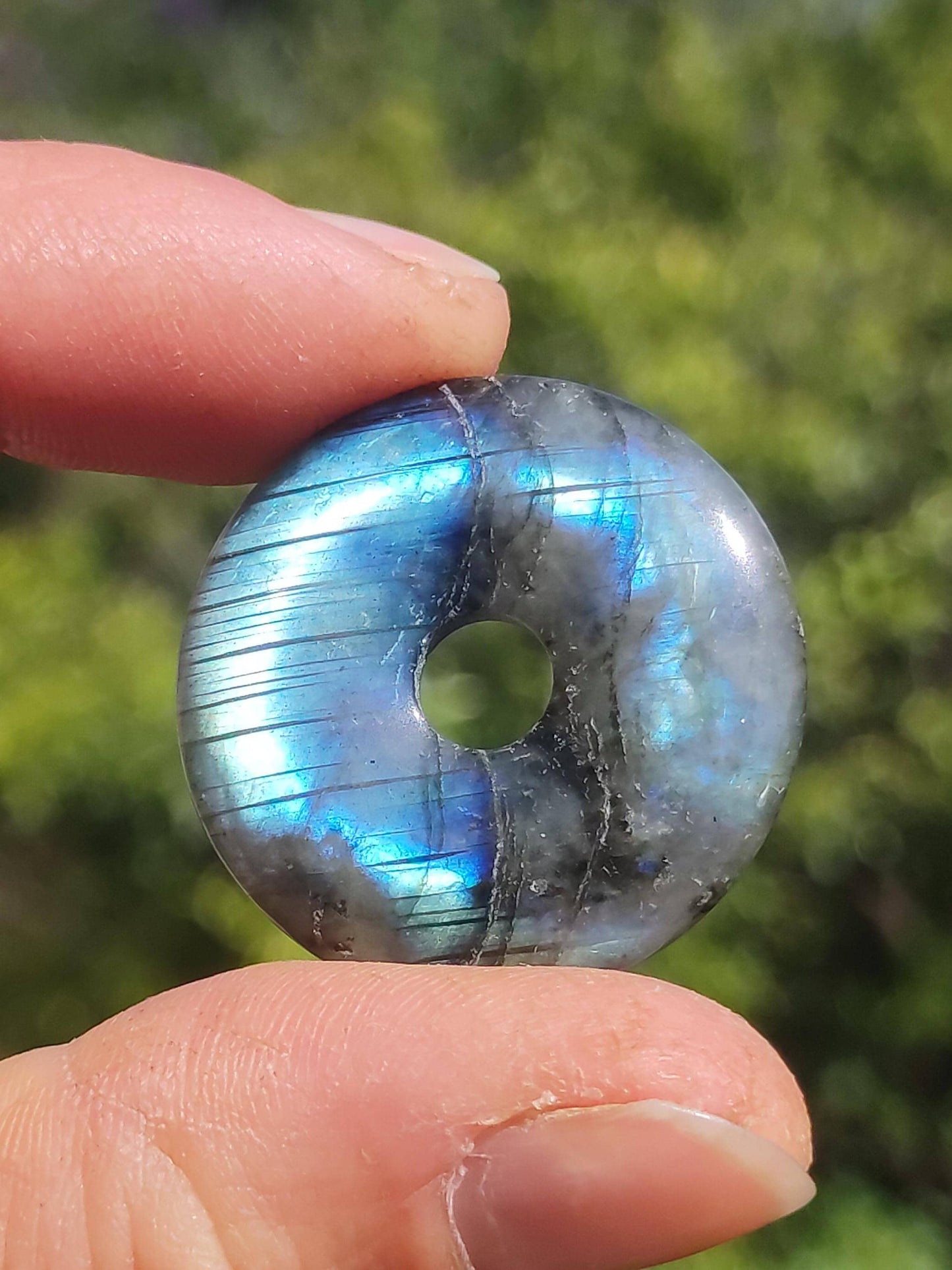 Labradorite ~ Donut 30mm ~ Collier de pierres précieuses Bleu Chatoyant Rareté Naturelle Protection Symbole Pierre de Guérison Cristal HIPPIE GOA Boho Tibet Ethno