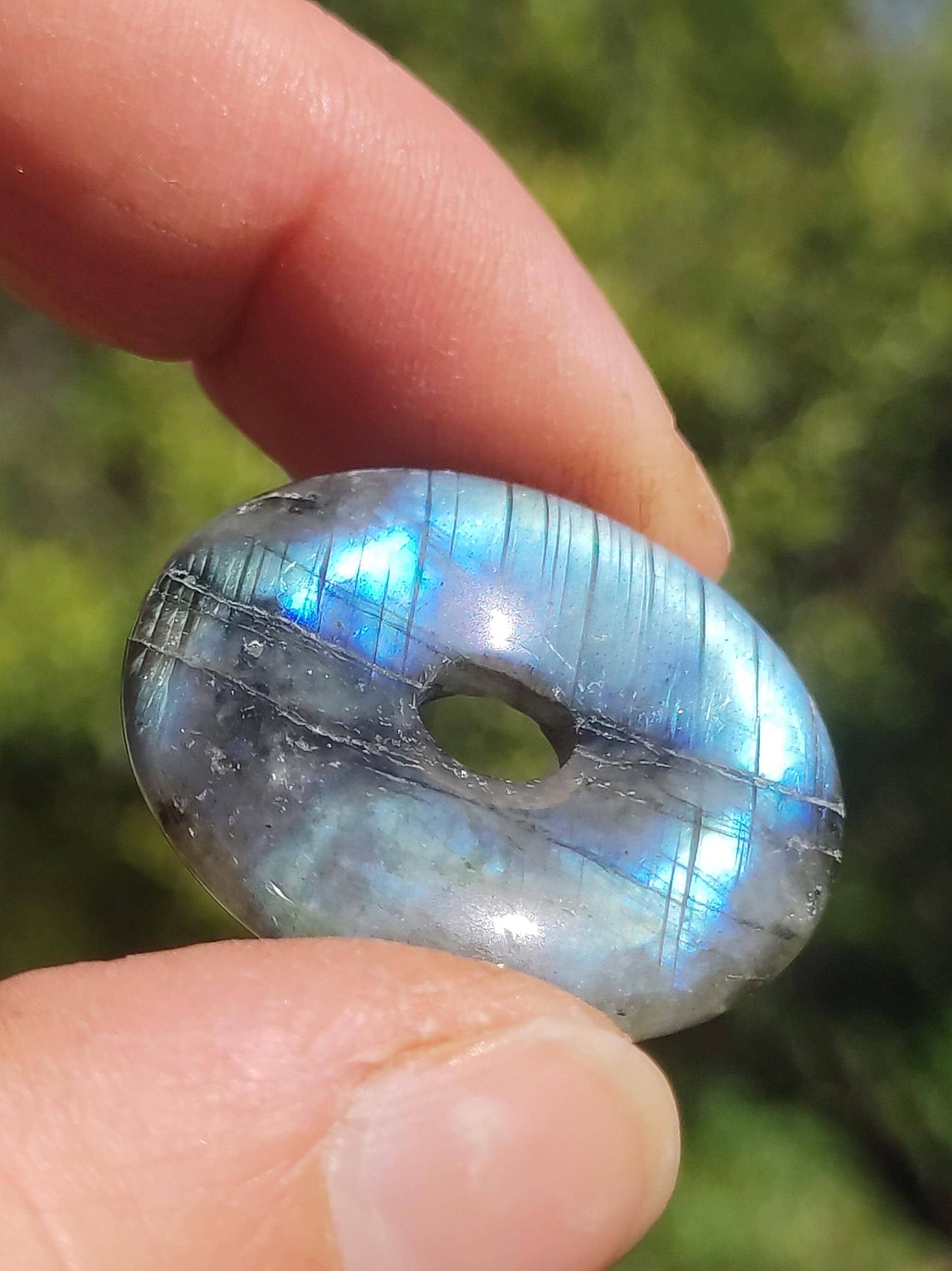 Labradorite ~ Donut 30mm ~ Collier de pierres précieuses Bleu Chatoyant Rareté Naturelle Protection Symbole Pierre de Guérison Cristal HIPPIE GOA Boho Tibet Ethno