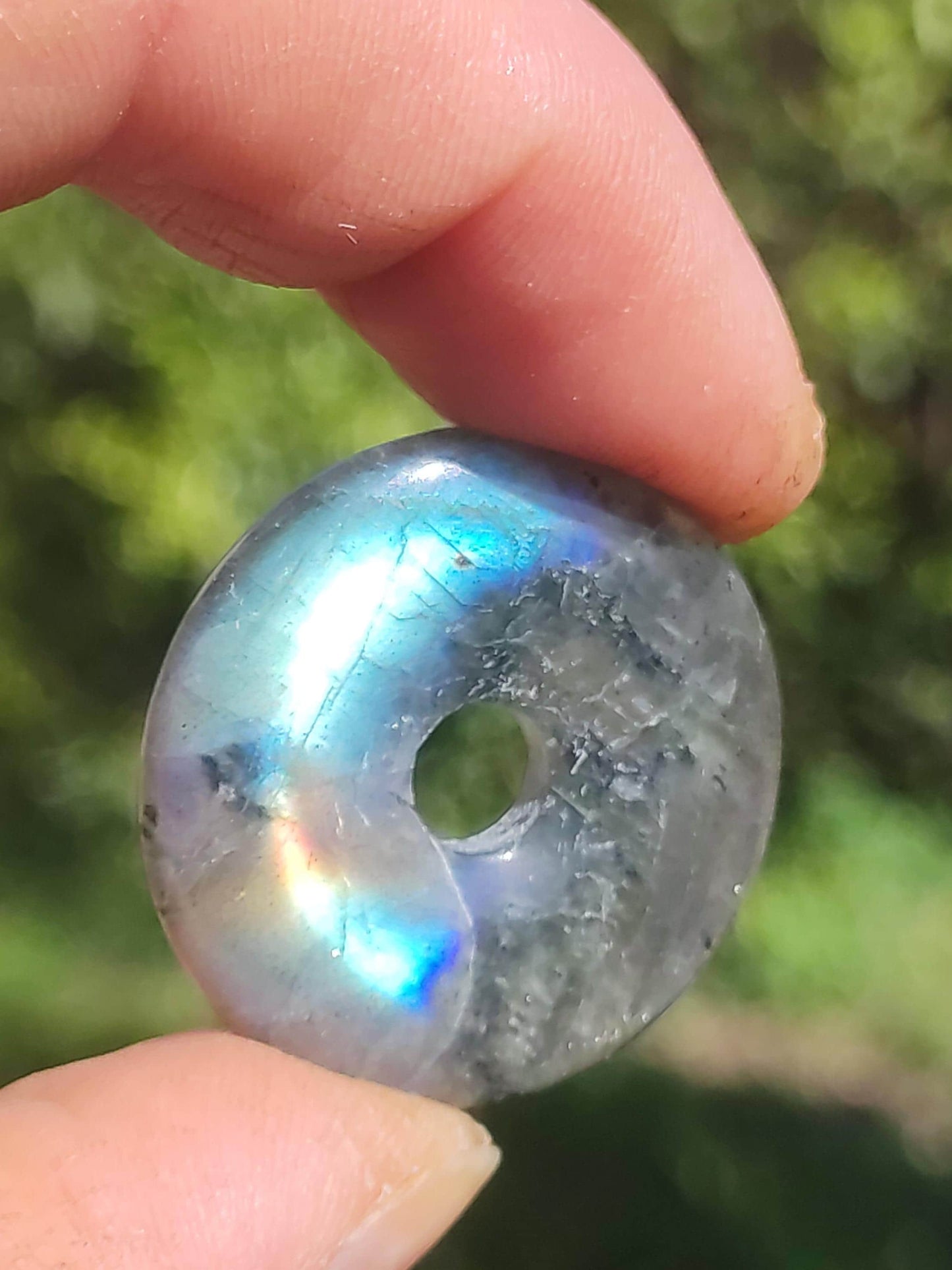 Labradorite ~ Donut 30mm ~ Collier de pierres précieuses Bleu Chatoyant Rareté Naturelle Protection Symbole Pierre de Guérison Cristal HIPPIE GOA Boho Tibet Ethno