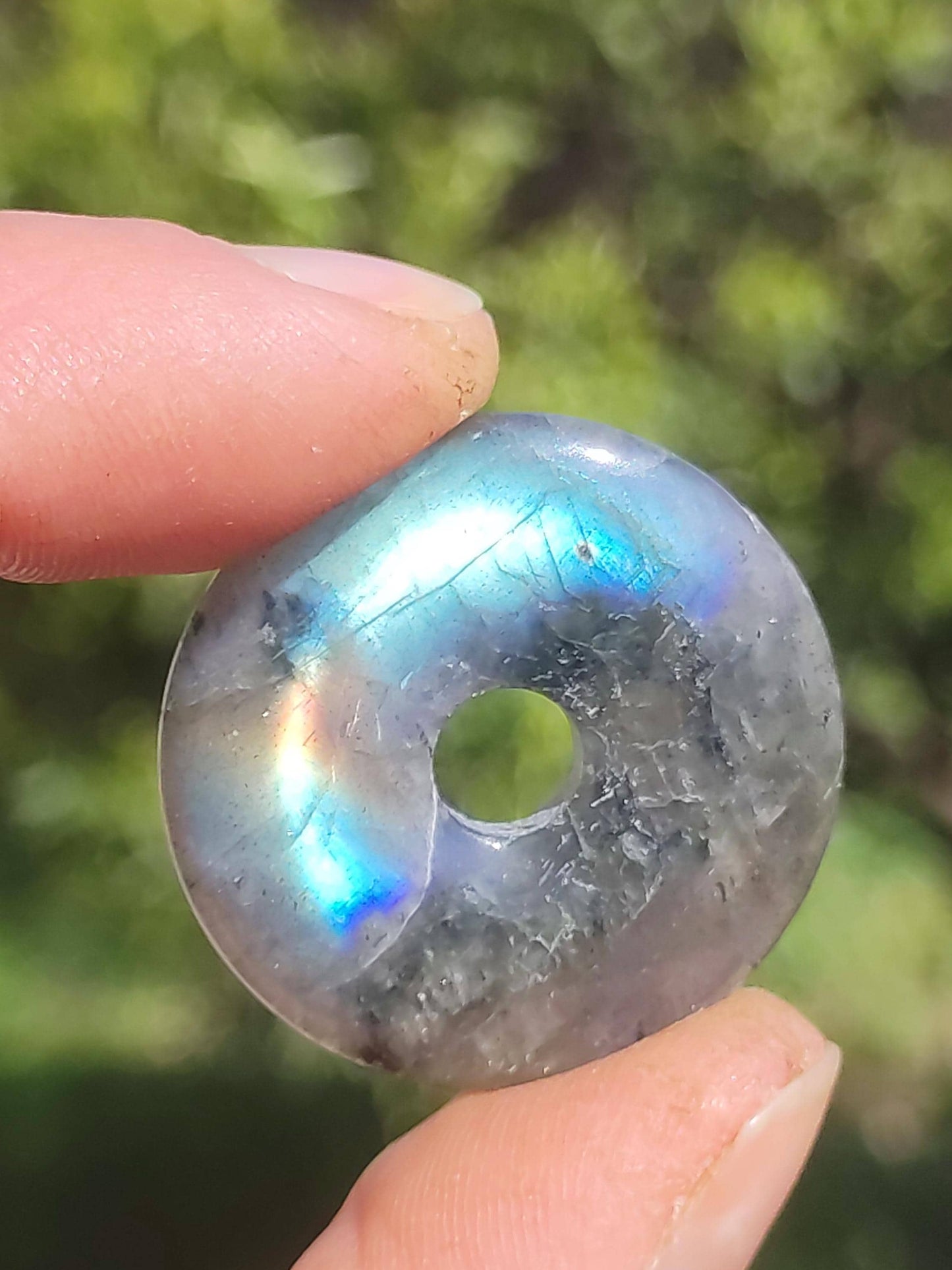 Labradorite ~ Donut 30mm ~ Collier de pierres précieuses Bleu Chatoyant Rareté Naturelle Protection Symbole Pierre de Guérison Cristal HIPPIE GOA Boho Tibet Ethno