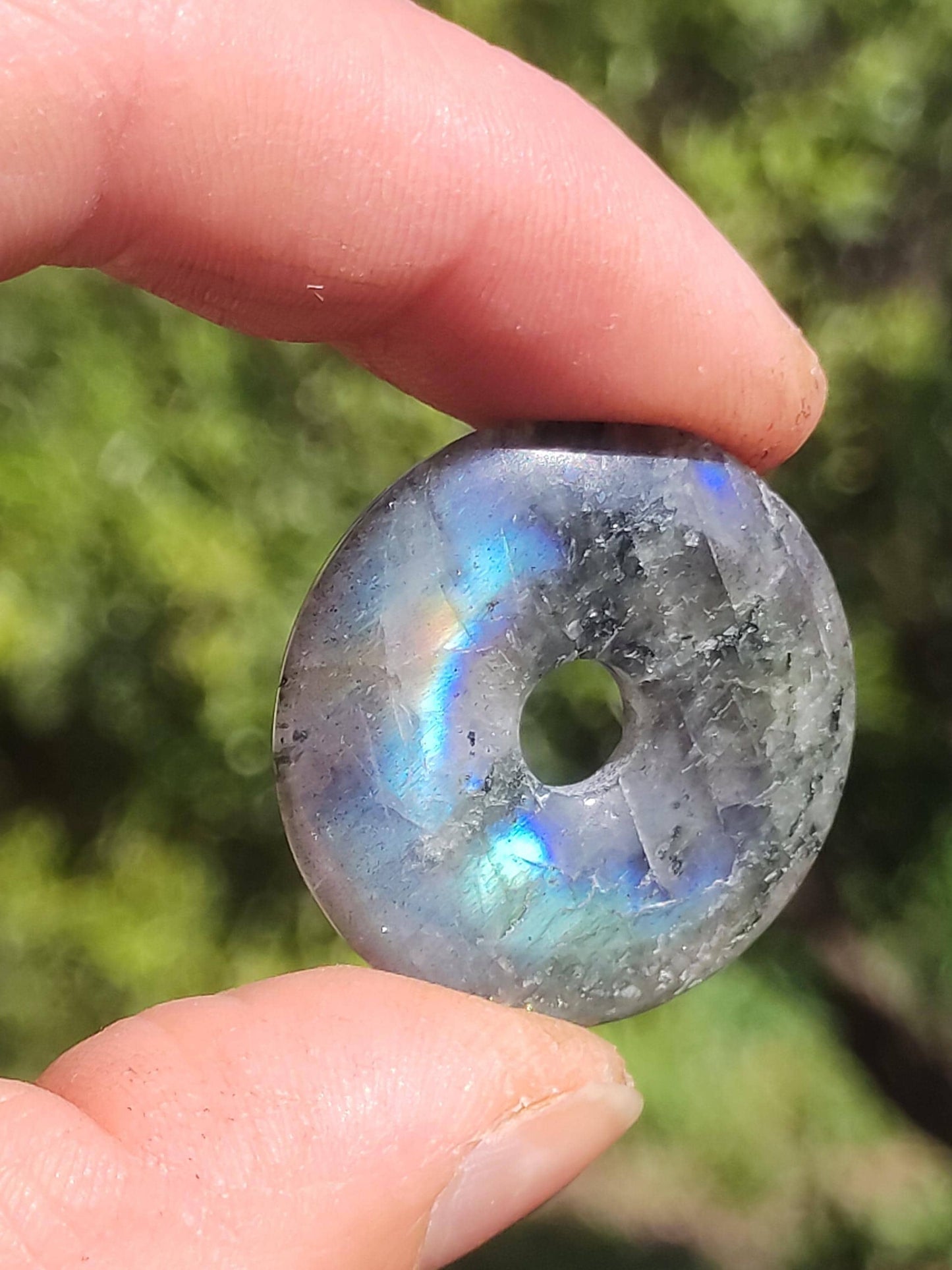Labradorite ~ Donut 30mm ~ Collier de pierres précieuses Bleu Chatoyant Rareté Naturelle Protection Symbole Pierre de Guérison Cristal HIPPIE GOA Boho Tibet Ethno
