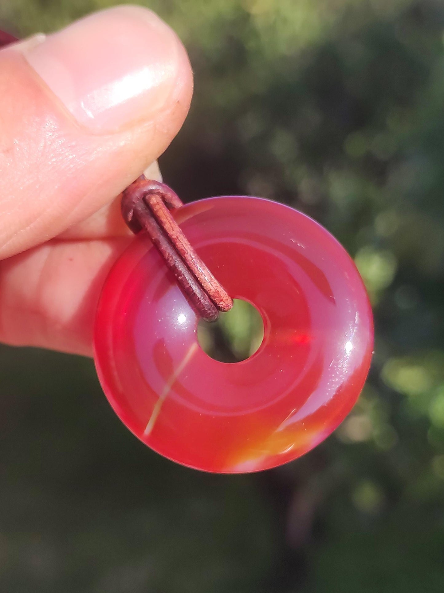 Cornaline Cornaline A - Collier Donut en Pierre Précieuse Rouge Pierre Naturelle de Guérison Pendentif en Cristal Homme Femme Enfant Cadeau Il Elle Frère Sœur