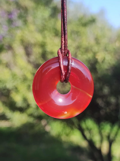 Cornaline Cornaline A - Collier Donut en Pierre Précieuse Rouge Pierre Naturelle de Guérison Pendentif en Cristal Homme Femme Enfant Cadeau Il Elle Frère Sœur