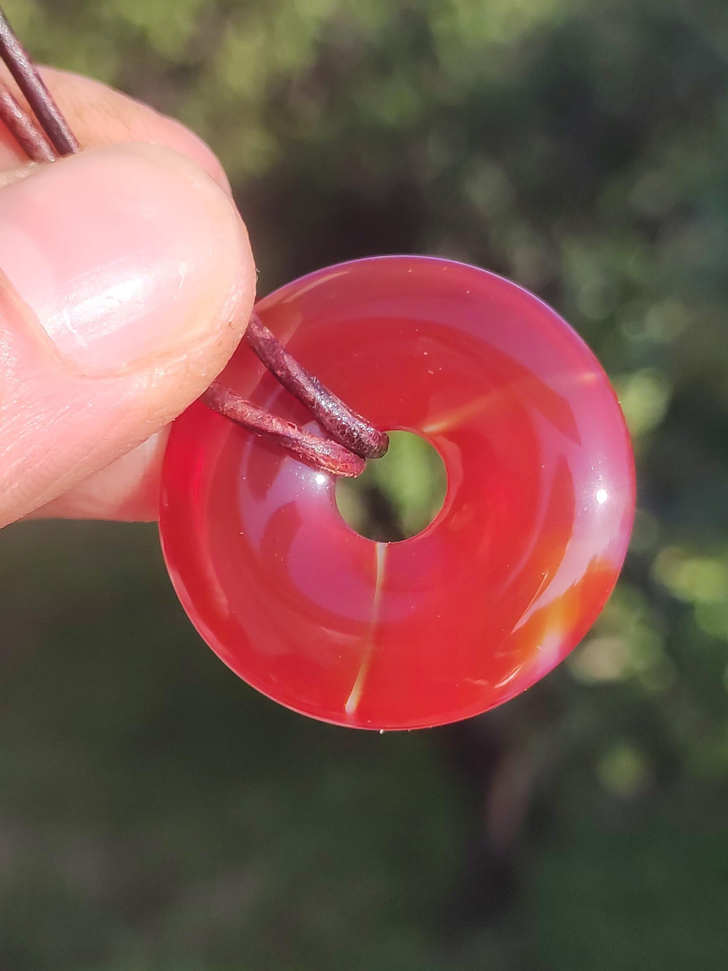 Cornaline Cornaline A - Collier Donut en Pierre Précieuse Rouge Pierre Naturelle de Guérison Pendentif en Cristal Homme Femme Enfant Cadeau Il Elle Frère Sœur