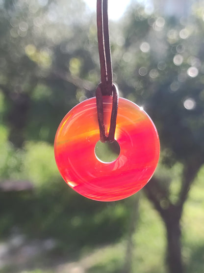 Cornaline Cornaline A - Collier Donut en Pierre Précieuse Rouge Pierre Naturelle de Guérison Pendentif en Cristal Homme Femme Enfant Cadeau Il Elle Frère Sœur