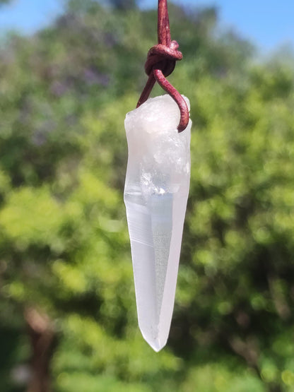 Quartz lémurien ~ Collier de pierres précieuses clair Hippie Goa Boho Tibet Ethnique Pierre de guérison naturelle Pendentif de puissance Homme Femme Cadeau Rareté
