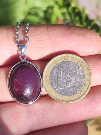 Sugilite / Sugilite avec monture en argent 925 collier de pierres précieuses violettes pierre de guérison naturelle énergie rareté homme femme lui son cadeau noble de haute qualité