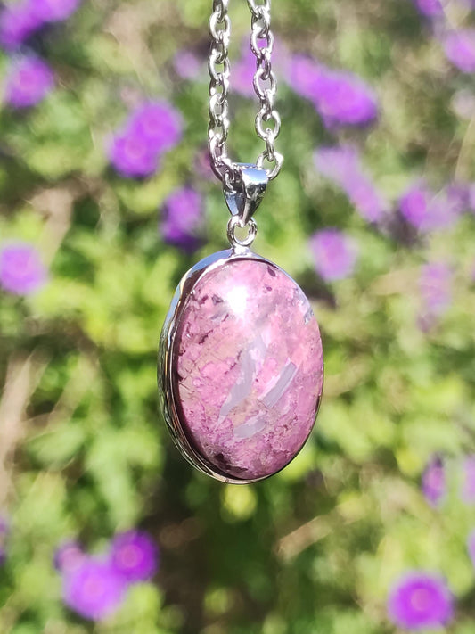 Sugilite / Sugilite incl. 925 silver setting purple gemstone necklace natural healing stone energy rarity man woman him her gift noble high quality