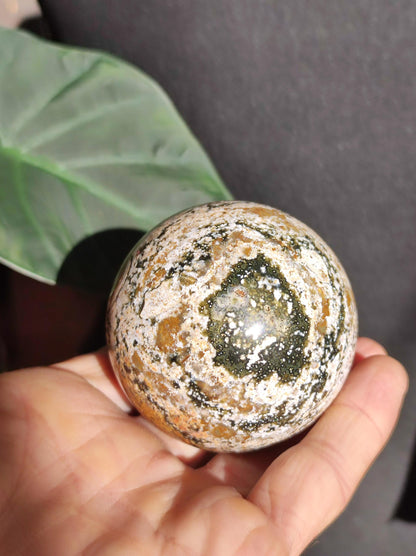 Jaspe océanique - Sphère de pierre précieuse naturelle aux vertus curatives, cristal décoratif, cadeau pour lui/elle, homme/femme, maison, appartement, énergie, rare