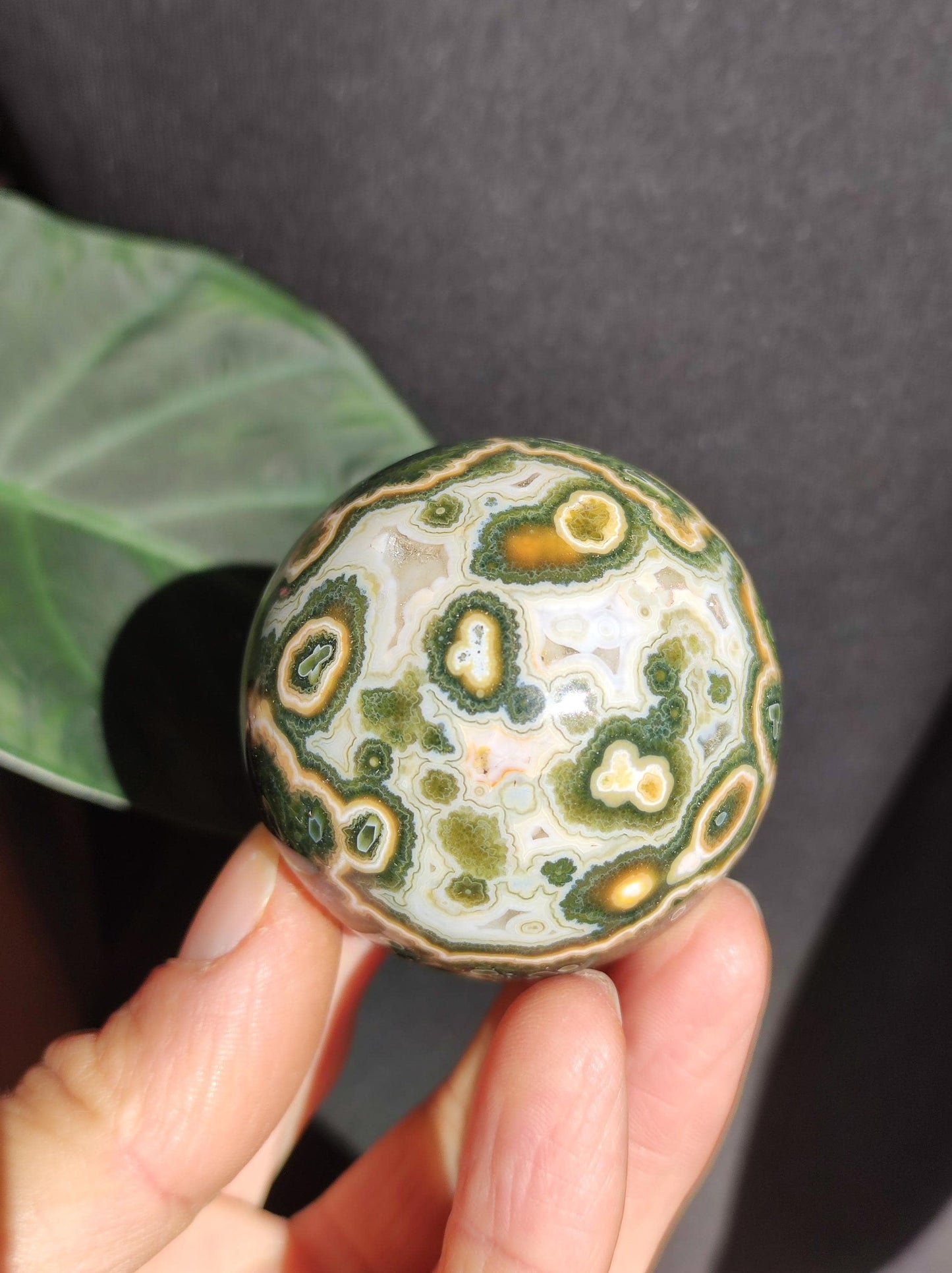 Jaspe océanique vert orbiculaire à 8 veines - Sphère de pierre précieuse rare, pierre de guérison naturelle, cristal décoratif, cadeau pour lui, elle, homme, femme, maison, énergie, rare