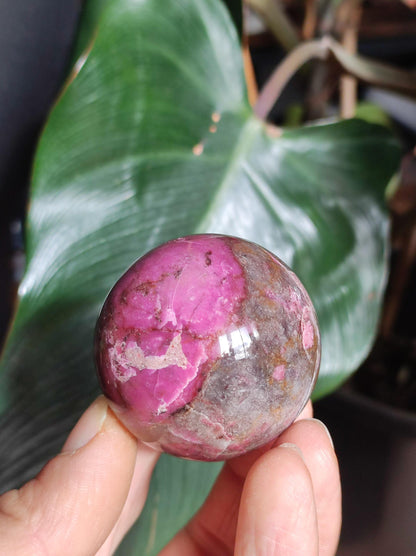 Sphère de calcite cobalt *Rareté* Pierre précieuse en cristal rose Décoration pour la maison Cadeau de collectionneur Homme Femme Ami Minéral Rare Pierre de guérison