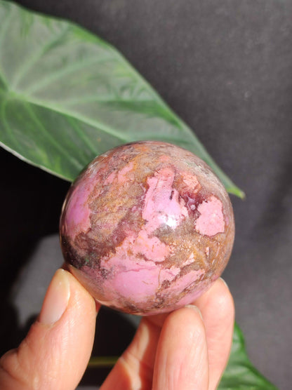 Sphère de calcite cobalt *Rareté* Pierre précieuse en cristal rose Décoration pour la maison Cadeau de collectionneur Homme Femme Ami Minéral Rare Pierre de guérison