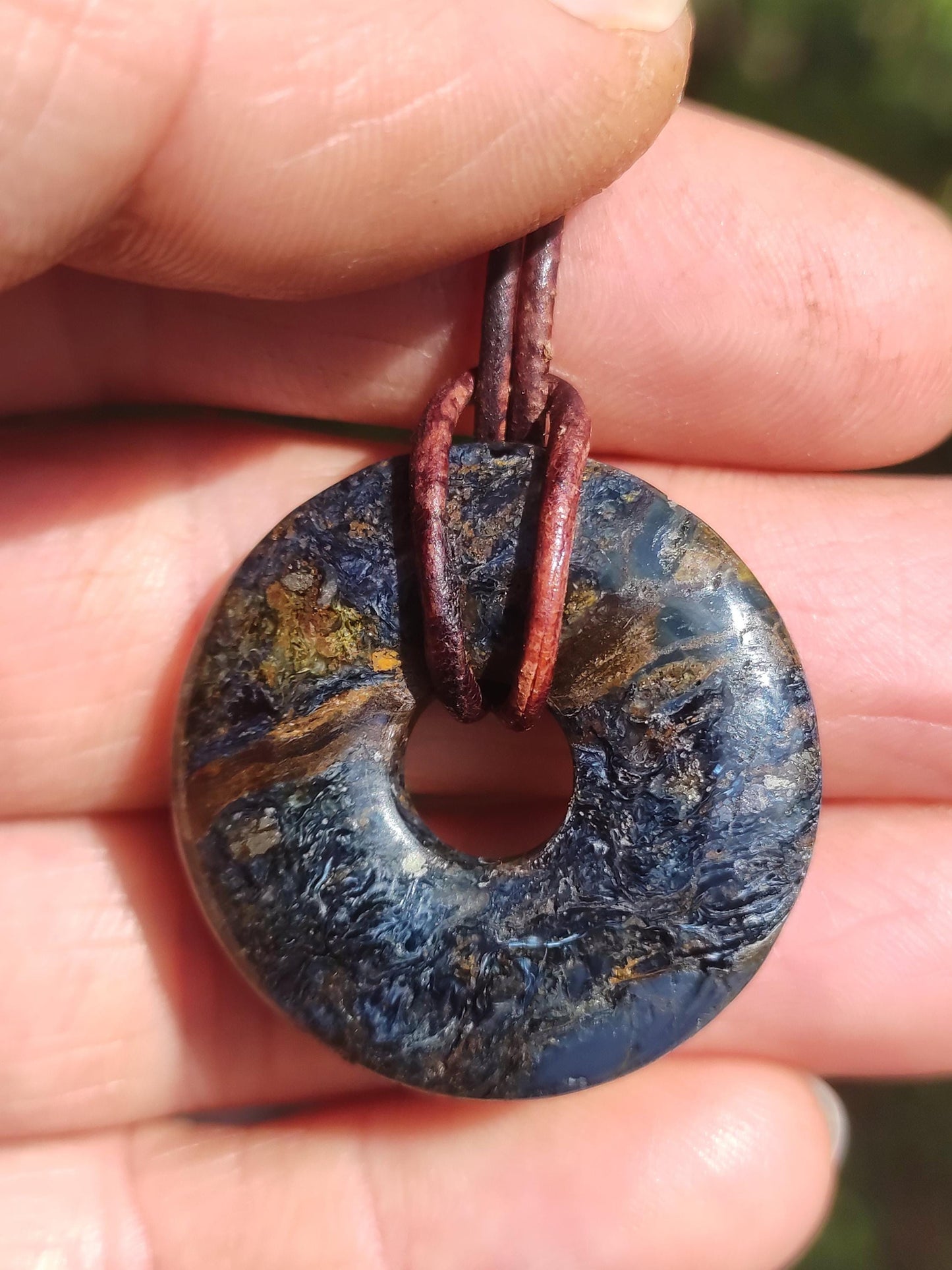 Pietersite bleu - collier de beignet de pierres précieuses rareté rare symbole de protection pierre de guérison cristal HIPPIE Boho Tibet ethnique homme femme lui offrir son