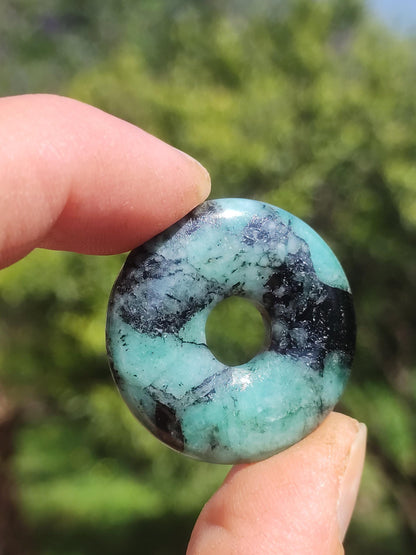 Emerald / Emerald Gemstone Necklace Green Natural Rarity Healing Stone Energy Crystal Pendant Man Woman Child Gift He Her Valentine's Day