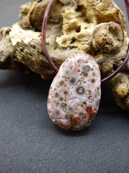 Collier pendentif en jaspe léopard rouge - pierre précieuse HIPPIE GOA Boho Ethno pierre de guérison naturelle rareté cristal cadeau lui elle homme femme bijoux