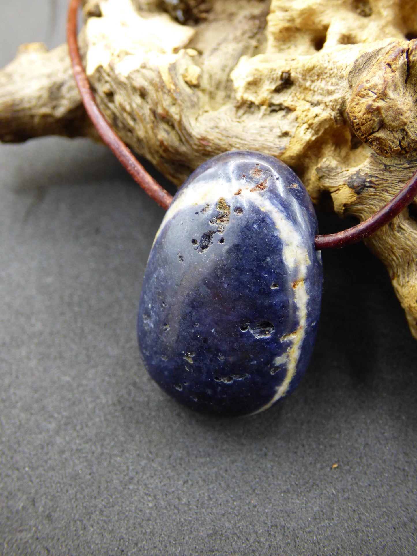 Saphir - collier de pierres précieuses pierre de guérison bleu nature cadeau homme femme il son père fils mère chance énergie chakra protection rareté collectionneur rare