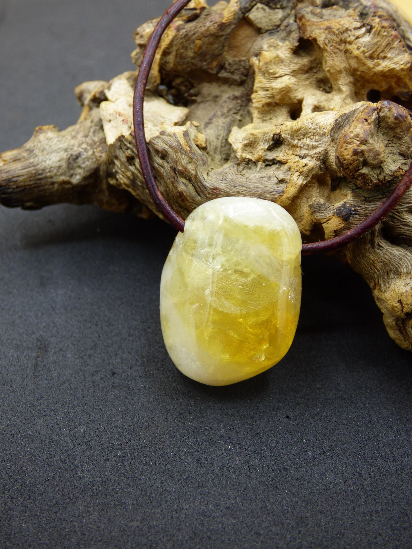 Citrine ~ Collier de pierres précieuses jaune HIPPIE GOA Boho ethnique pierre de guérison naturelle rareté cristaux bijoux pendentif pierre naturelle cadeau soleil brillant
