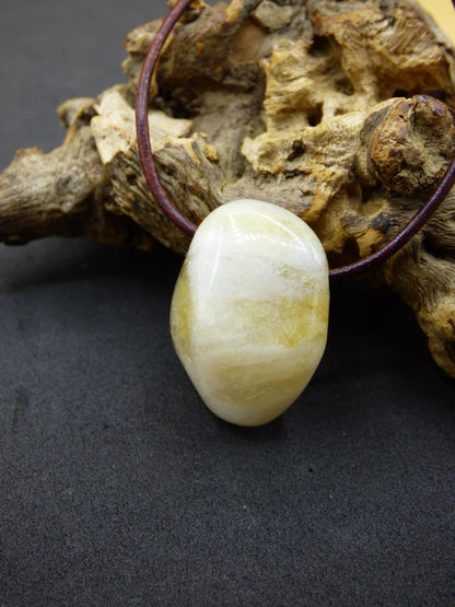 Citrine ~ Collier de pierres précieuses jaune HIPPIE GOA Boho ethnique pierre de guérison naturelle rareté cristaux bijoux pendentif pierre naturelle cadeau soleil brillant