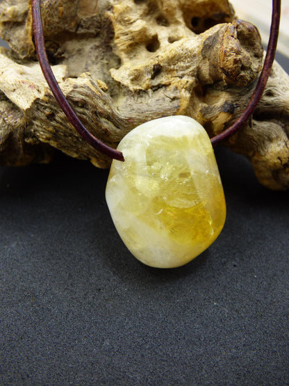 Citrine ~ Collier de pierres précieuses jaune HIPPIE GOA Boho ethnique pierre de guérison naturelle rareté cristaux bijoux pendentif pierre naturelle cadeau soleil brillant