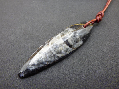 Orthoceras Fossil ~ Collier de pierres précieuses ~HIPPIE ~GOA ~Boho ~Ethno ~Nature ~Pierre de guérison