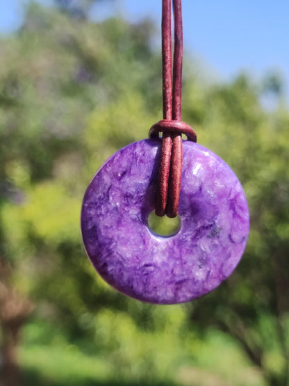Charoite AAA Donut protecteur - Collier de donuts en pierres précieuses Rareté Symbole de protection rare Pierre de guérison Cristal HIPPIE Boho Ethnique Homme Femme Cadeau Lui Elle
