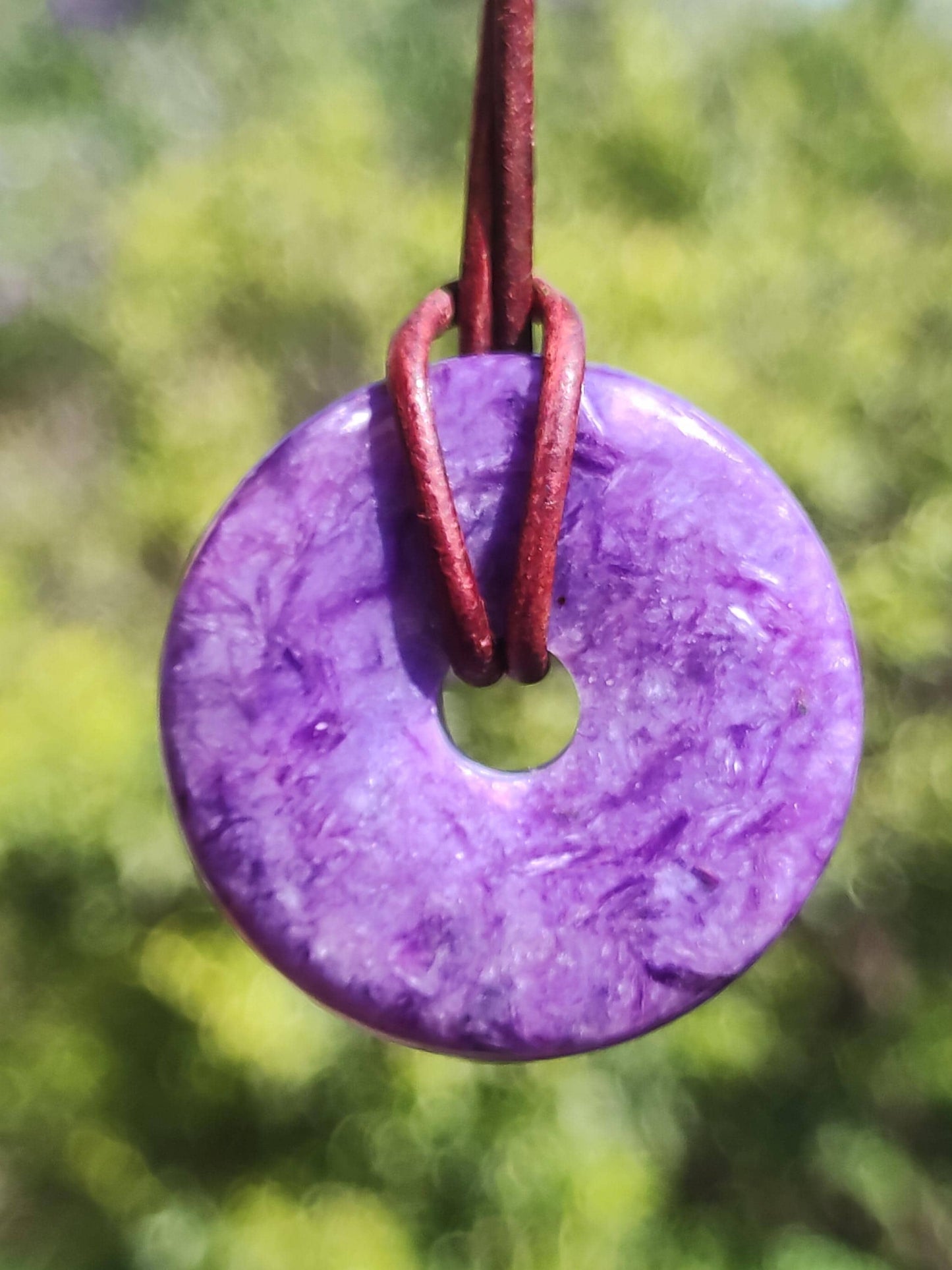 Charoite AAA Donut protecteur - Collier de donuts en pierres précieuses Rareté Symbole de protection rare Pierre de guérison Cristal HIPPIE Boho Ethnique Homme Femme Cadeau Lui Elle