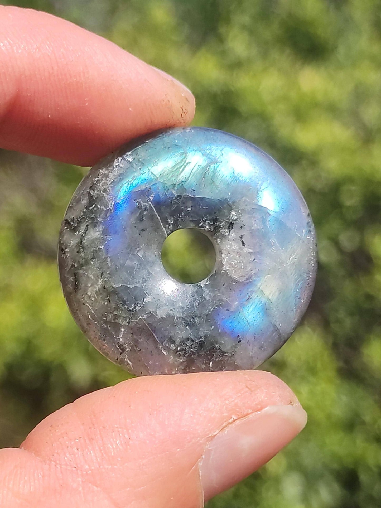 Labradorite ~ Donut 30mm ~ Collier de pierres précieuses Bleu Chatoyant Rareté Naturelle Protection Symbole Pierre de Guérison Cristal HIPPIE GOA Boho Tibet Ethno