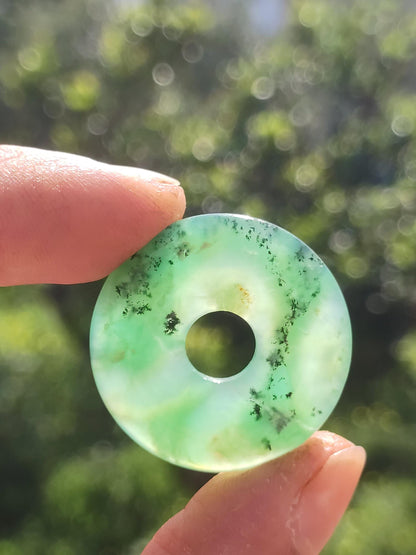 Chrysoprase Gemstone Donut Necklace Green Natural GOA Boho Hippie Ethnic Protection Symbol Healing Stone Collector Unique Man Woman He She Gift Pendant