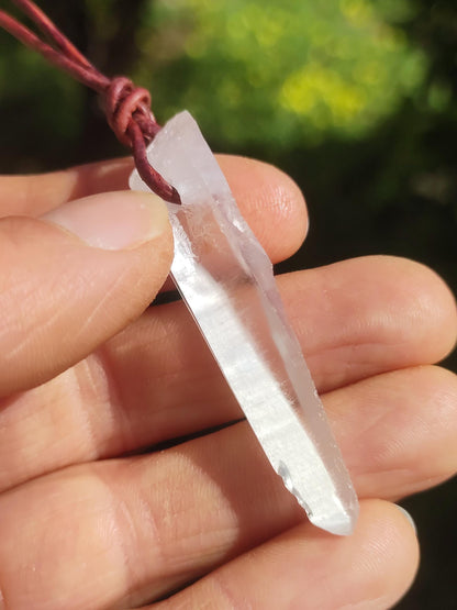 Quartz lémurien ~ Collier de pierres précieuses clair Hippie Goa Boho Tibet Ethnique Pierre de guérison naturelle Pendentif de puissance Homme Femme Cadeau Rareté