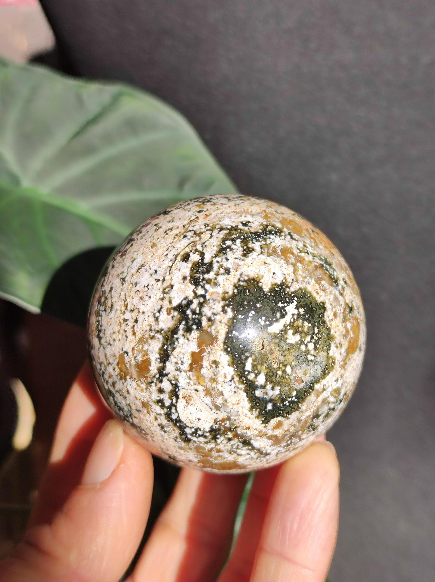 Jaspe océanique - Sphère de pierre précieuse naturelle aux vertus curatives, cristal décoratif, cadeau pour lui/elle, homme/femme, maison, appartement, énergie, rare