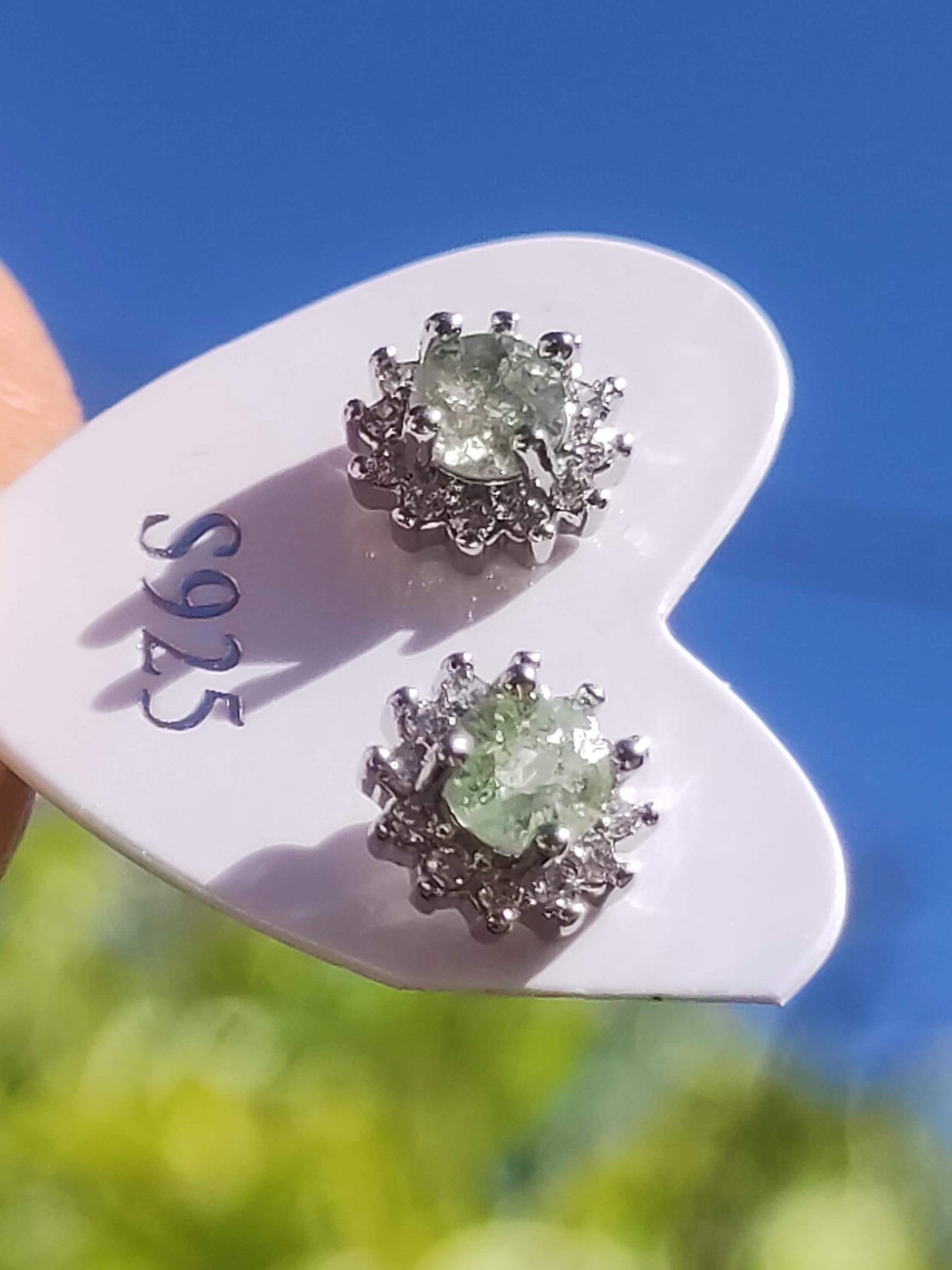 Boucles d'oreilles clous tourmaline verte argent sterling 925 rareté AAA bijoux femme boucles d'oreilles pierre précieuse pierre de guérison cadeau bijoux précieux rare spécial