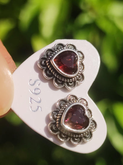 Puces d'oreilles grenat rouge cœur en argent sterling 925, rareté AAA, bijoux femme, boucles d'oreilles pierre précieuse, pierre de guérison, cadeau, bijoux nobles, rares, uniques