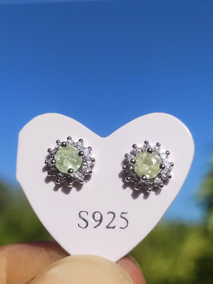 Boucles d'oreilles clous tourmaline verte argent sterling 925 AAA rareté bijoux femme boucles d'oreilles pierre précieuse pierre de guérison cadeau bijoux précieux rare spécial