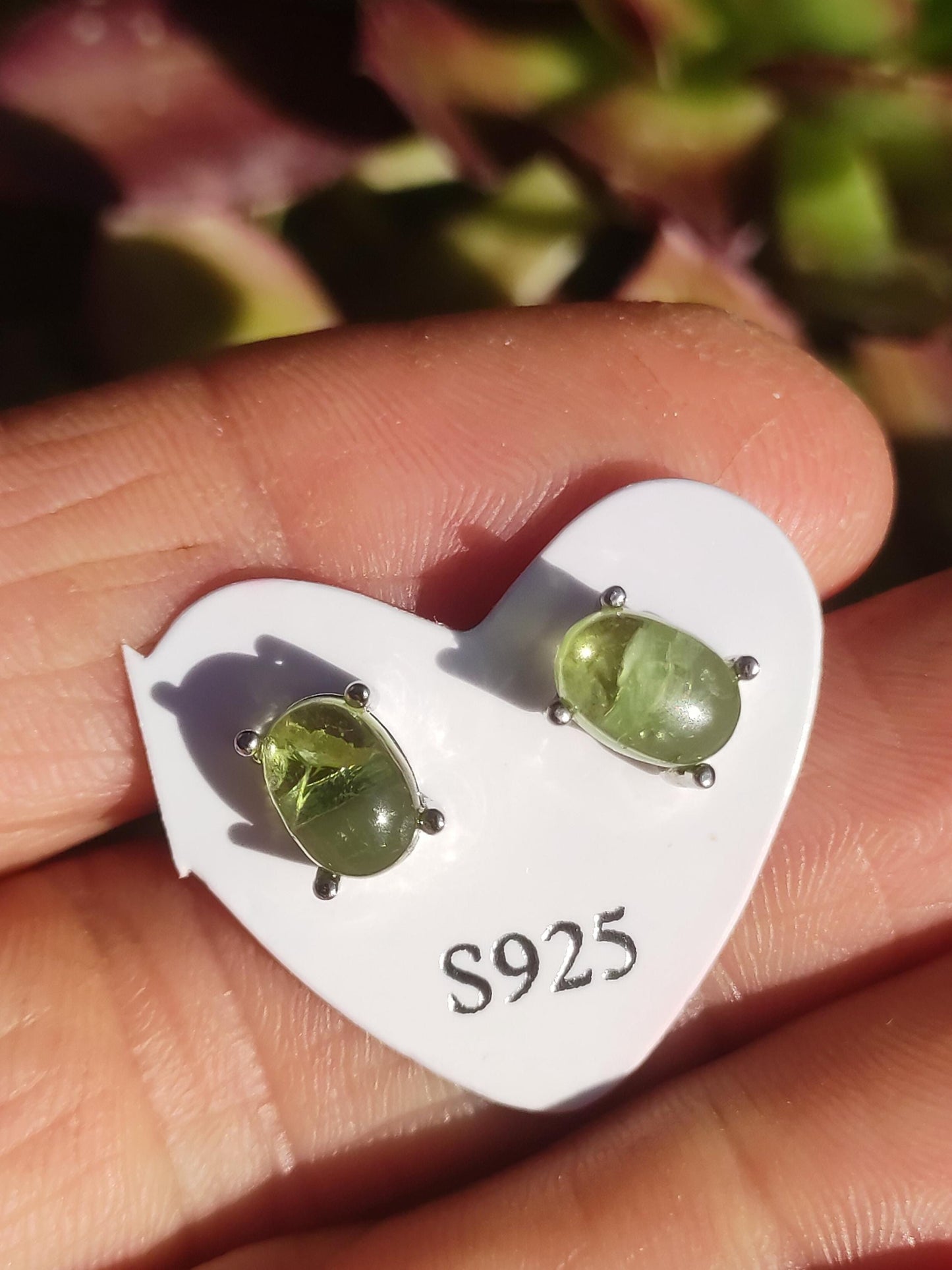 Clous d'oreilles péridot vert argent sterling 925 rareté AAA bijoux femme boucles d'oreilles pierre précieuse pierre de guérison cadeau bijoux élégant rare unique