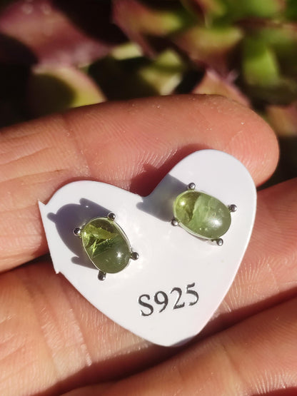Clous d'oreilles péridot vert argent sterling 925 rareté AAA bijoux femme boucles d'oreilles pierre précieuse pierre de guérison cadeau bijoux élégant rare unique