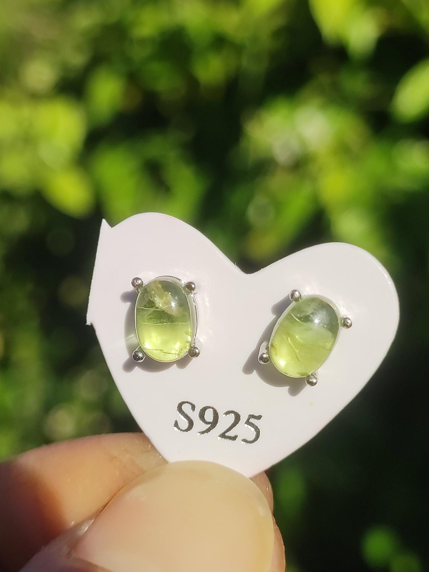 Clous d'oreilles péridot vert argent sterling 925 rareté AAA bijoux femme boucles d'oreilles pierre précieuse pierre de guérison cadeau bijoux élégant rare unique
