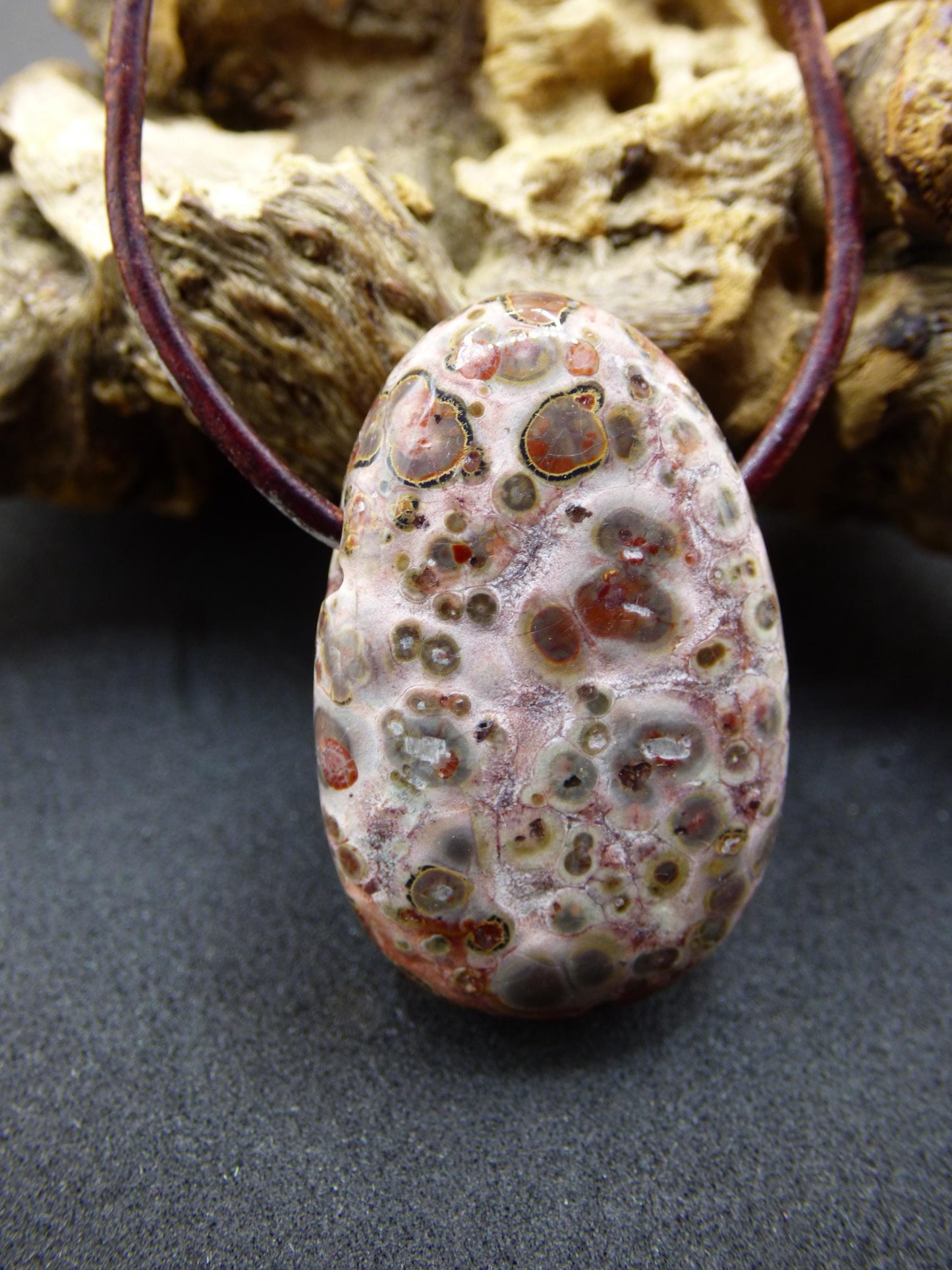 Collier pendentif en jaspe léopard rouge - pierre précieuse HIPPIE GOA Boho Ethno pierre de guérison naturelle rareté cristal cadeau lui elle homme femme bijoux