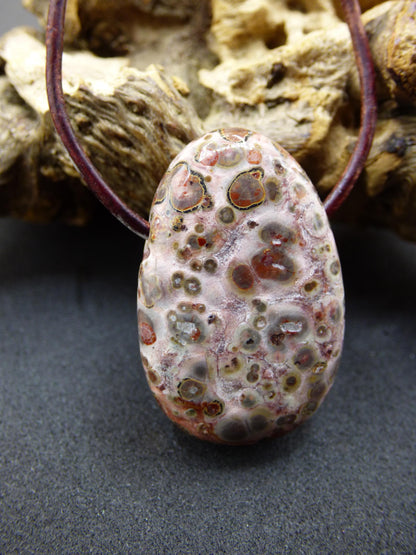 Collier pendentif en jaspe léopard rouge - pierre précieuse HIPPIE GOA Boho Ethno pierre de guérison naturelle rareté cristal cadeau lui elle homme femme bijoux