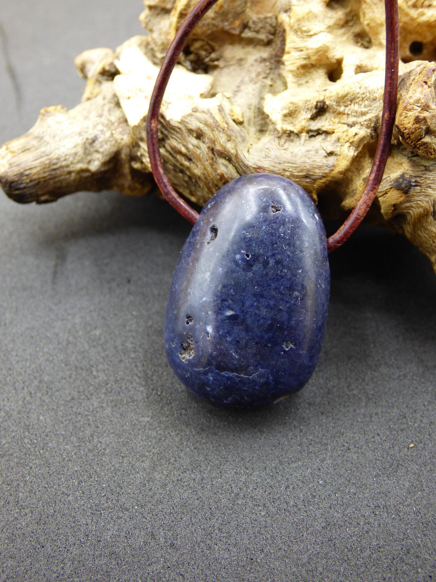 Saphir - collier de pierres précieuses pierre de guérison bleu nature cadeau homme femme il son père fils mère chance énergie chakra protection rareté collectionneur rare