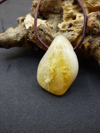 Citrine ~ Collier de pierres précieuses jaune HIPPIE GOA Boho ethnique pierre de guérison naturelle rareté cristaux bijoux pendentif pierre naturelle cadeau soleil brillant