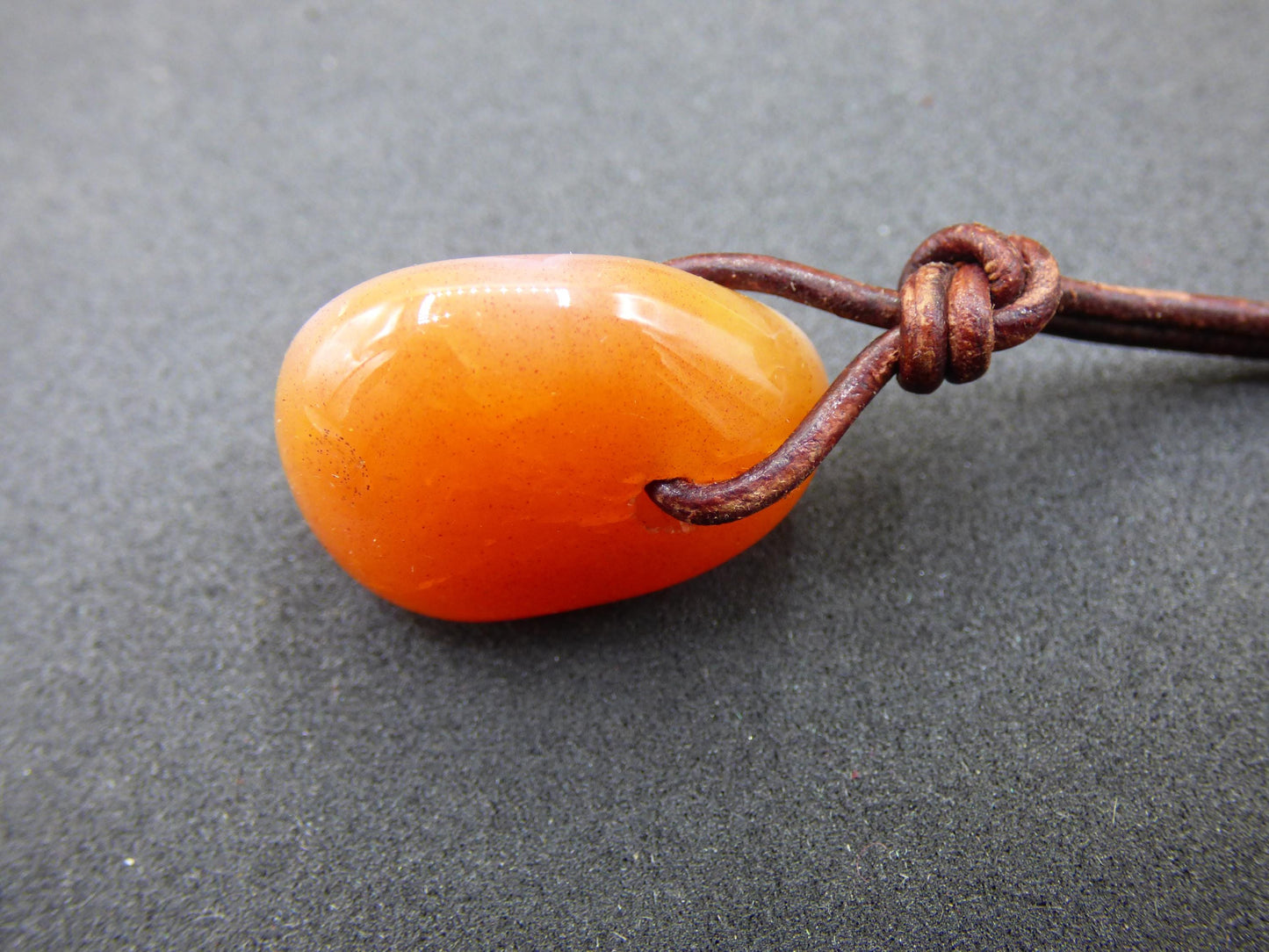 Cornaline Cornaline Cornaline - Collier de pierres précieuses rouge Pierre de guérison naturelle Cristaux Pendentif Homme Femme Enfant Cadeau Lui Elle Frère Sœur