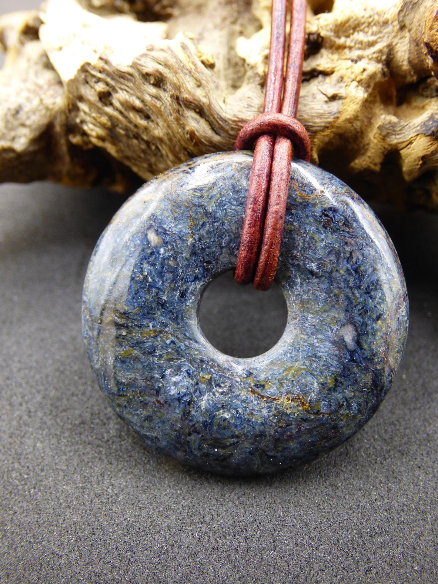 Pietersite bleu - collier de beignet de pierres précieuses rareté rare symbole de protection pierre de guérison cristal HIPPIE Boho Tibet ethnique homme femme lui offrir son