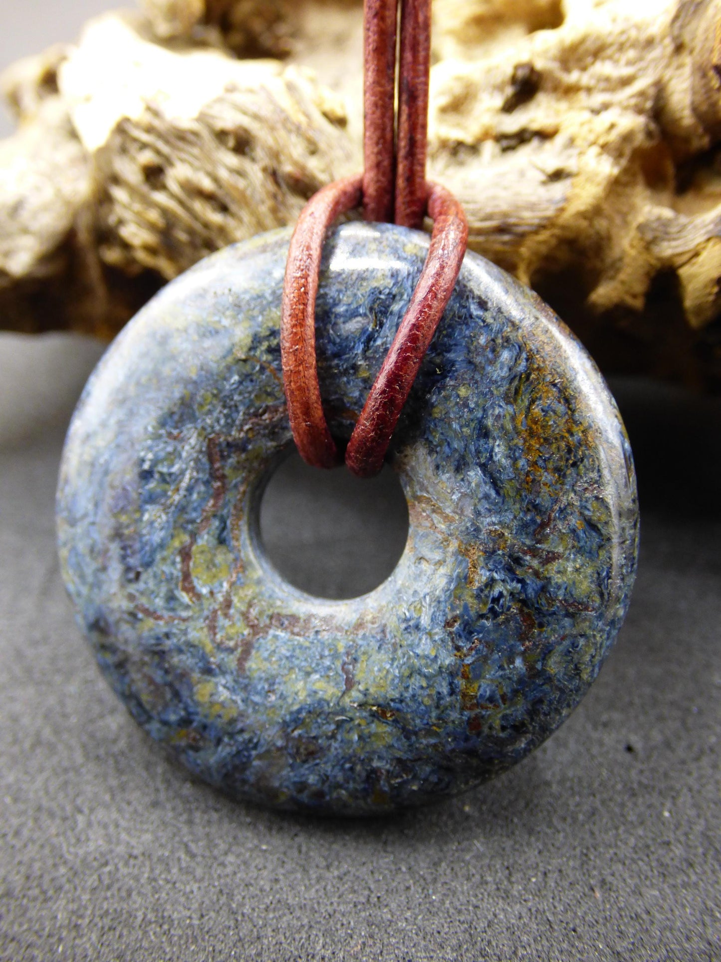 Pietersite bleu - collier de beignet de pierres précieuses rareté rare symbole de protection pierre de guérison cristal HIPPIE Boho Tibet ethnique homme femme lui offrir son