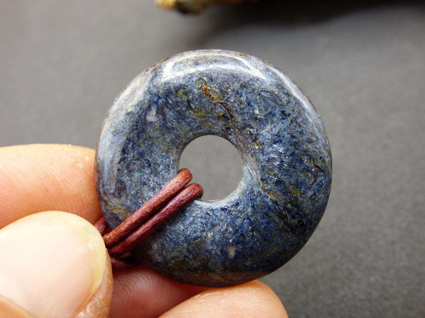 Pietersite bleu - collier de beignet de pierres précieuses rareté rare symbole de protection pierre de guérison cristal HIPPIE Boho Tibet ethnique homme femme lui offrir son