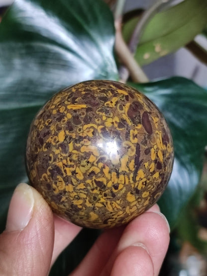 Jaspe Ajooba ~ Sphère Magique en Pierre Naturelle Décoration Pierre Guérison Cristal Cadeau Elle Lui Maison Appartement Énergie Force Méditation