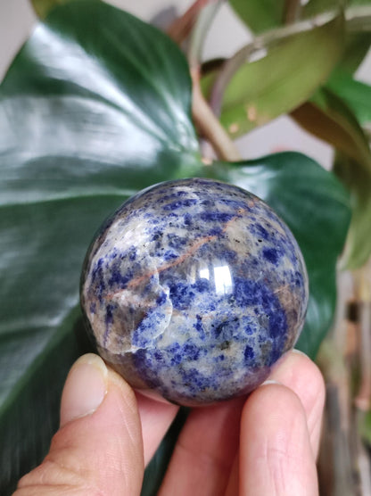 Sodalith - Edelstein Kugel Deko Sphere Massage Kristall Spielkugel Meditation Heilstein Frau Mann Geschenk Er Sie Haus Energie Traum Wohnen