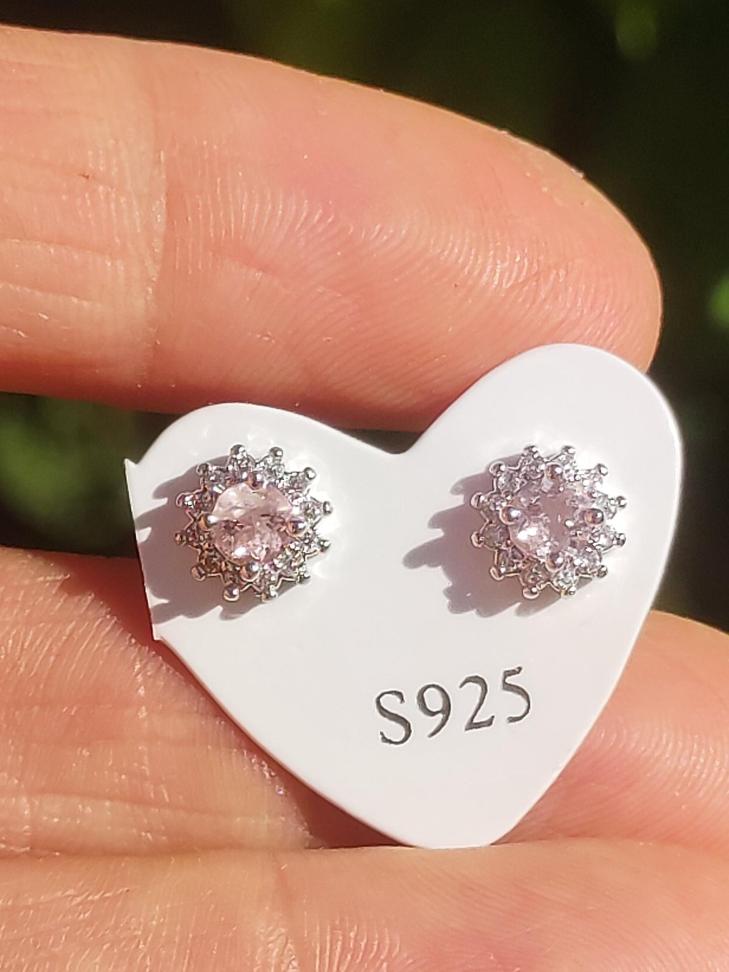 Achroit (weißer) Turmalin Ohrstecker 925 Sterling Silber AAA Rarität Schmuck Frau Ohrringe Edelstein Heilstein Geschenk Schmuck Edel Selten