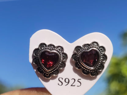 Puces d'oreilles grenat rouge cœur en argent sterling 925, rareté AAA, bijoux femme, boucles d'oreilles pierre précieuse, pierre de guérison, cadeau, bijoux nobles, rares, uniques
