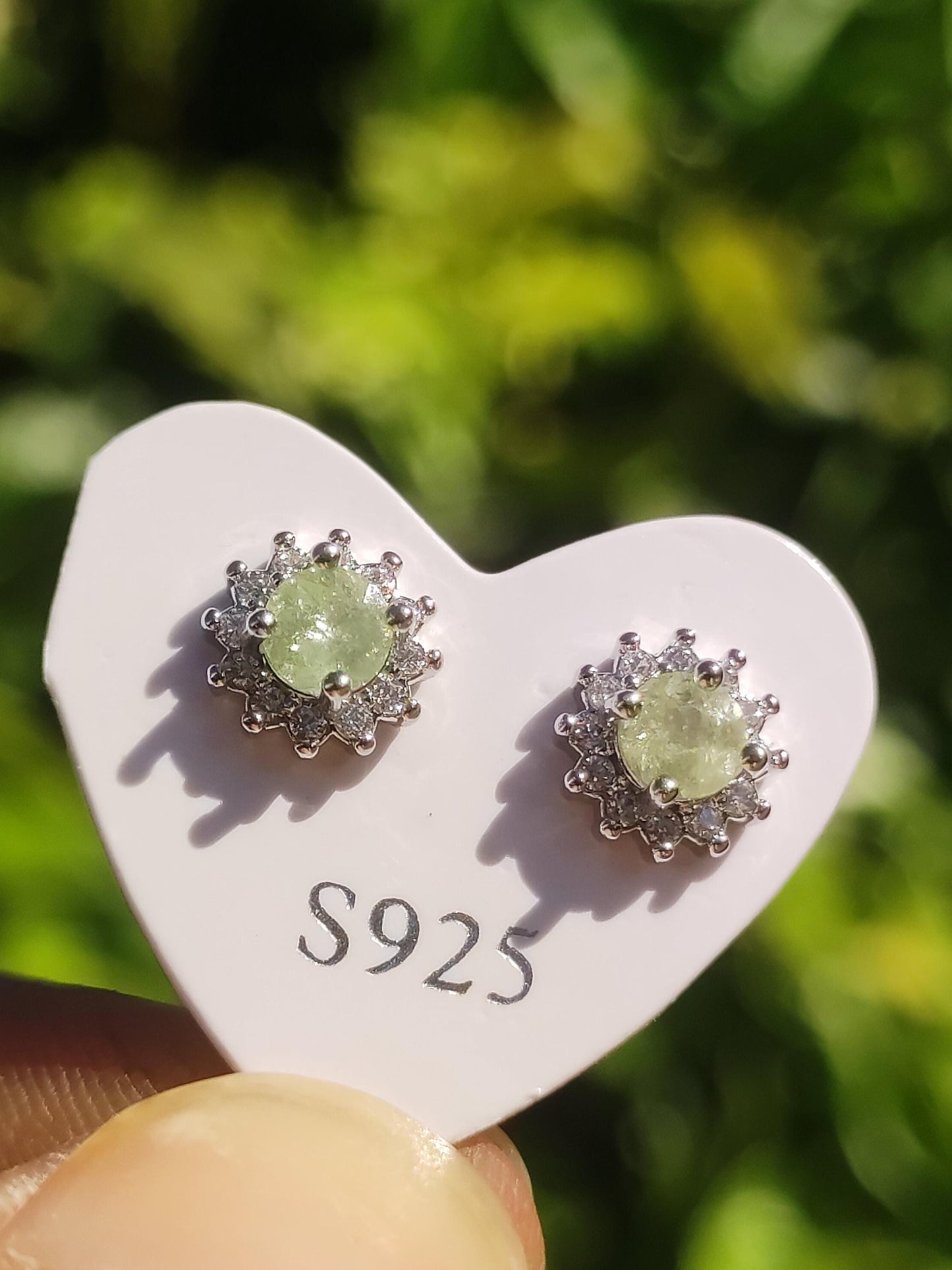 Boucles d'oreilles clous tourmaline verte argent sterling 925 AAA rareté bijoux femme boucles d'oreilles pierre précieuse pierre de guérison cadeau bijoux précieux rare spécial